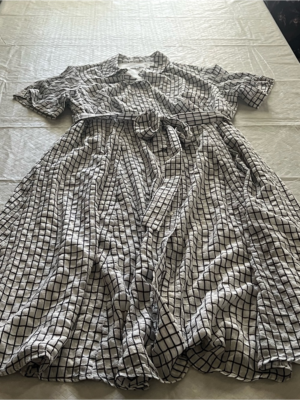 Calvin Klein Windowpane Plaid Grid Belted Shirt Dress White Black Size 18W